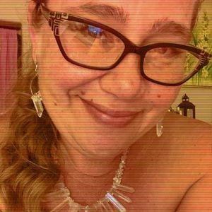 Meet your Posher, Marci